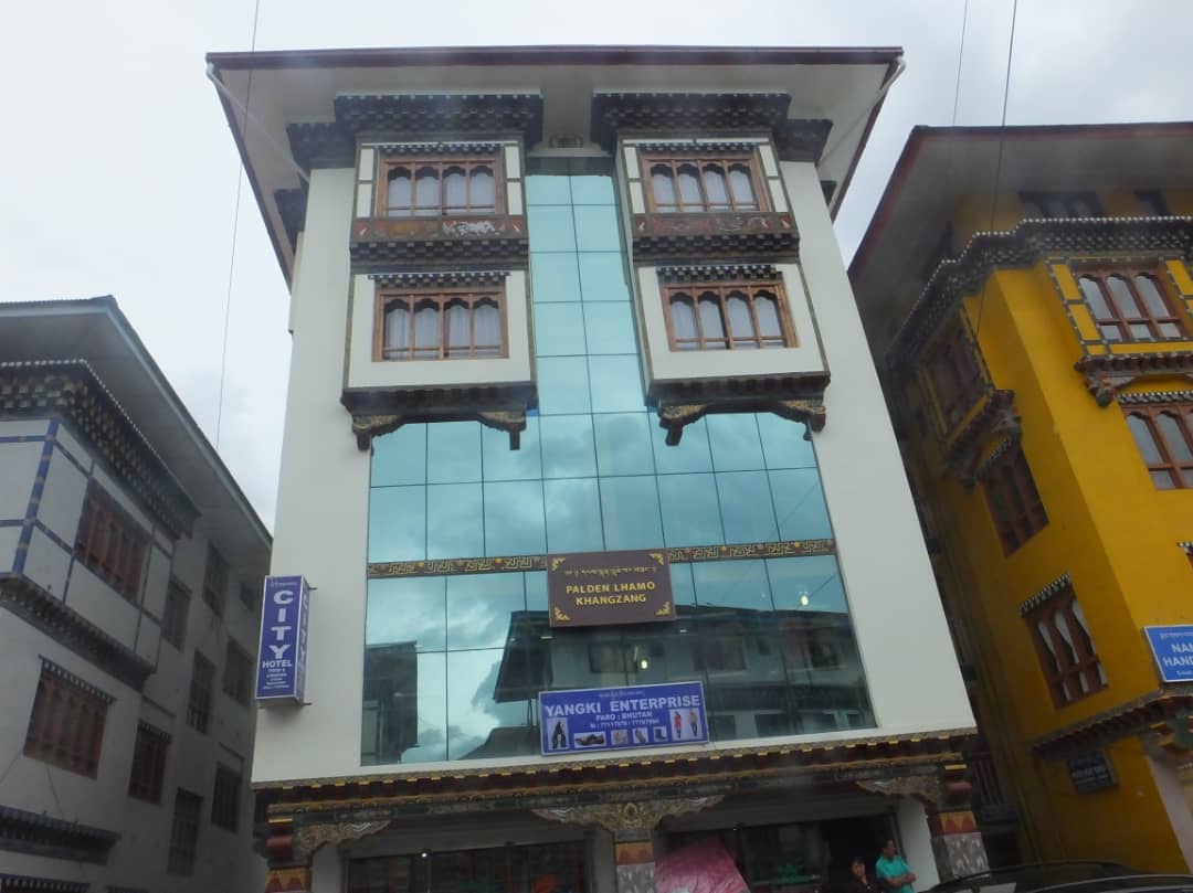 City Hotel